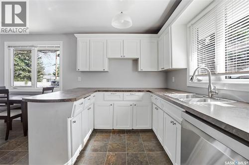 115 Stapleford Crescent, Regina, SK - Indoor Photo Showing Kitchen With Double Sink