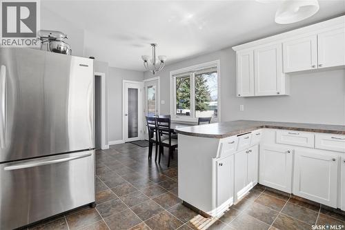115 Stapleford Crescent, Regina, SK - Indoor Photo Showing Kitchen