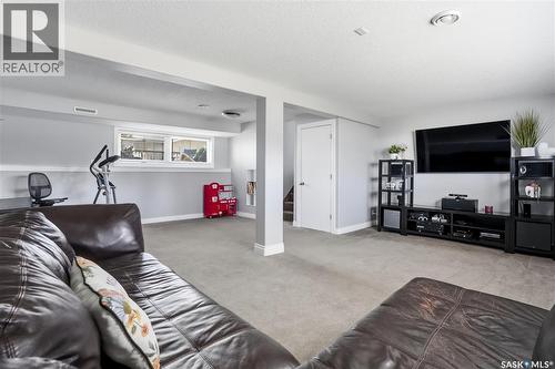 115 Stapleford Crescent, Regina, SK - Indoor