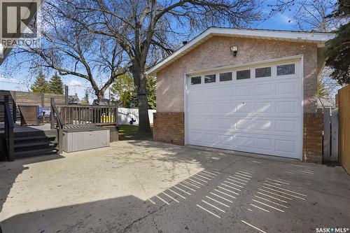 115 Stapleford Crescent, Regina, SK - Outdoor