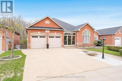 56 EDWARDS DRIVE  Barrie, ON L4N 9K8