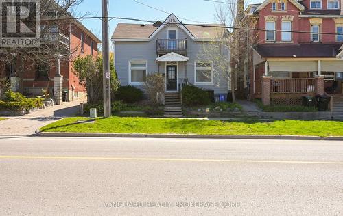 103 MULCASTER STREET  Barrie, ON L4M 3M7