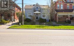 103 MULCASTER STREET Barrie, ON L4M 3M7