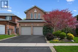 154 HOWELL ROAD Oakville, ON L6H 5Z2