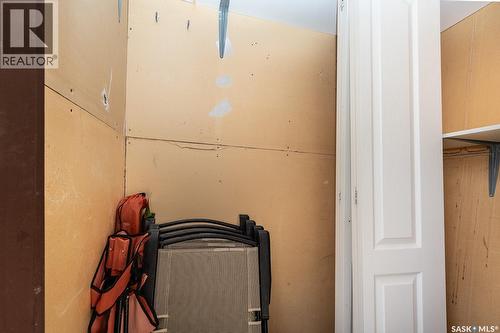 102D2 1121 Mckercher Drive, Saskatoon, SK - Indoor Photo Showing Other Room