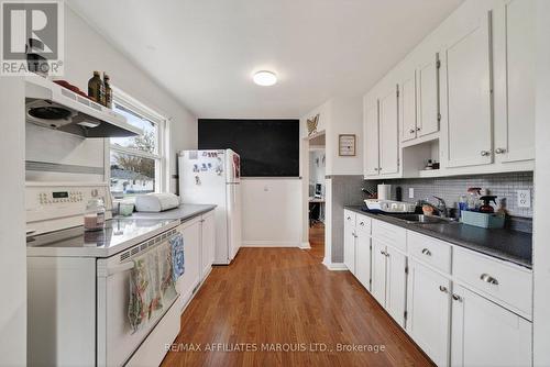 910 Leonard Avenue, Cornwall, ON - Indoor Photo Showing Kitchen With Double Sink