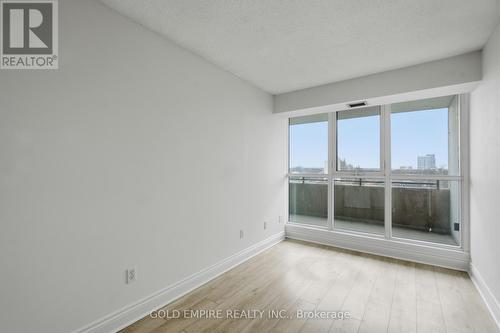 701 - 389 Dundas Street, London East (East K), ON - Indoor Photo Showing Other Room