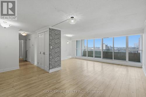 701 - 389 Dundas Street, London East (East K), ON - Indoor Photo Showing Other Room
