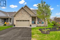 341 BOBOLINK RIDGE Ottawa, ON K2V 0B9