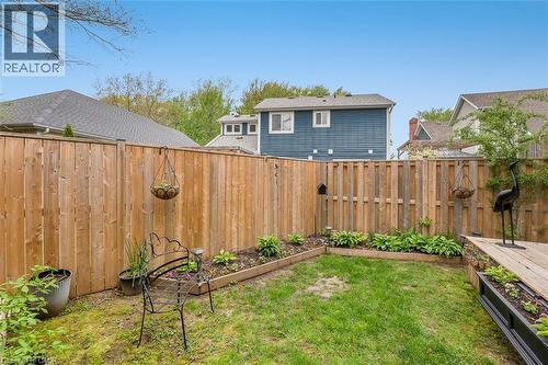 77 B Broadway Avenue, St. Catharines, ON - Outdoor