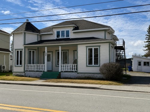 Front of Structure - 22  - 22A Rue Notre-Dame O., Lorrainville, QC - Outdoor With Deck Patio Veranda With Facade