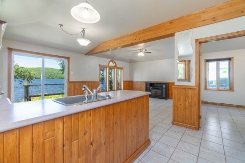 Cuisinette - 92  - 94 Ch. Du Lac-Chaud, La Macaza, QC - Indoor Photo Showing Kitchen