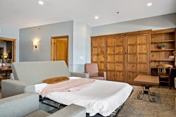 Salon - 