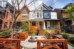 477 ROXTON ROAD Toronto, ON M6G 3R5