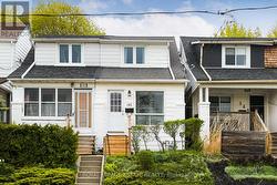 145 HILLINGDON AVENUE Toronto, ON M4C 3J1