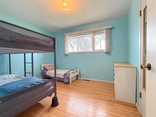 34 Clement Drive, Brandon, MB - Indoor Photo Showing Bedroom