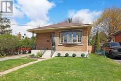 390 MARIA GORETTI CIRCLE  Ottawa, ON K1L 6S4