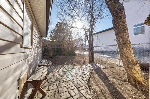65 Hull Avenue, Winnipeg, MB - Outdoor