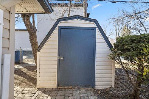 65 Hull Avenue, Winnipeg, MB - Outdoor With Exterior