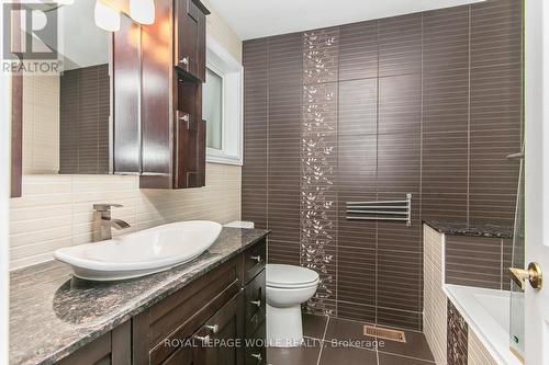 Primary Ensuite - 1774 Old Mill Road, Kitchener, ON 