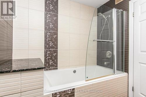 Primary Ensuite - 1774 Old Mill Road, Kitchener, ON 