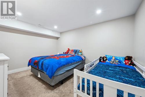8720 Sideroad 15 Side Road, Erin, ON - Indoor Photo Showing Bedroom