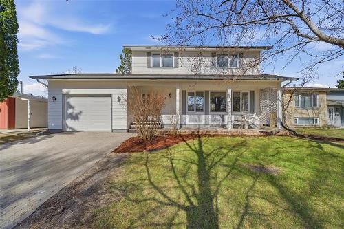 1730 Chancellor Drive  Winnipeg, MB R3T 4B6