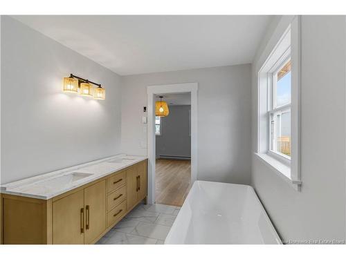 5 Brizley St, Oromocto, NB 