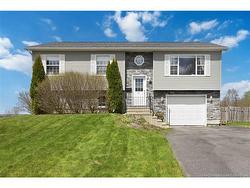 31 Hallihan DR  Oromocto, NB E2V 0C2