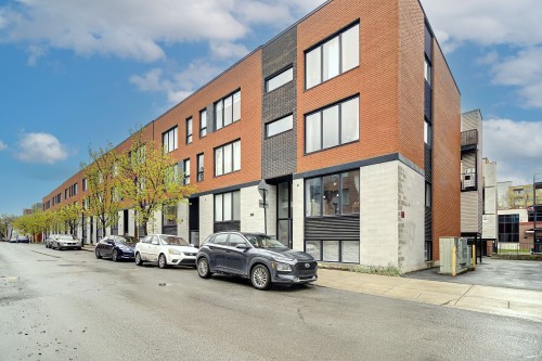 2-2145 Av. Charlemagne  Montréal (Mercier/Hochelaga-Maisonneuve), QC H1W 0A7