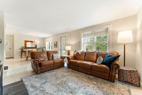 Living Room - 499 Ch. De Bondville, Lac-Brome, QC - Indoor Photo Showing Living Room