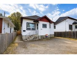 239 Egan Street Thunder Bay, ON P7A 2W6