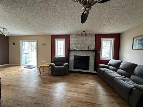 46 Bastedo Crescent, Marathon, ON 