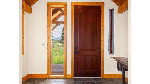 3681 8Th Street, Creston, BC - Indoor Photo Showing Other Room