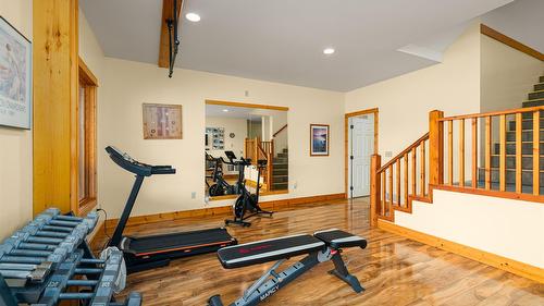 3681 8Th Street, Creston, BC - Indoor Photo Showing Gym Room
