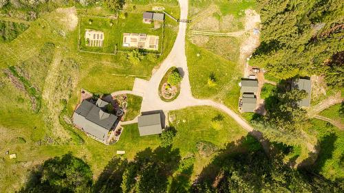 3681 8Th Street, Creston, BC - Outdoor With View