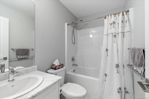 404 10Th St, Nanaimo, BC 