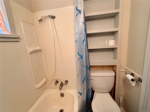 426 Erickson Rd, Campbell River, BC 