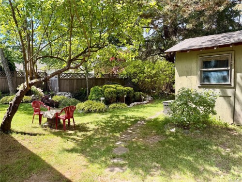426 Erickson Rd, Campbell River, BC 