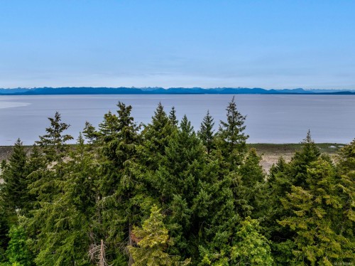 Lot 4 Anderton Rd North, Comox, BC 