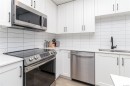 301-2465 Gateway Rd, Langford, BC  - Indoor Photo Showing Kitchen With Double Sink With Upgraded Kitchen 