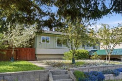 1370 Graham Cres Nanaimo, BC V9S 2E3