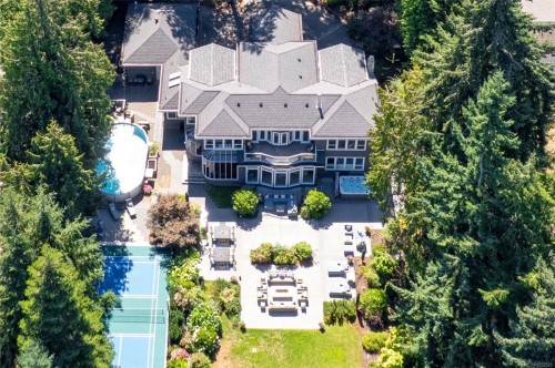 1895 Widgeon Rd, Qualicum Beach, BC 