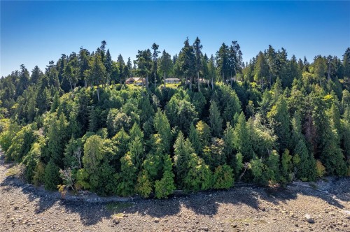 1895 Widgeon Rd, Qualicum Beach, BC 