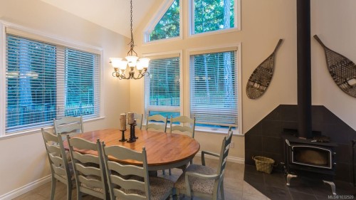 1895 Widgeon Rd, Qualicum Beach, BC 