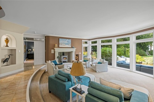 1895 Widgeon Rd, Qualicum Beach, BC 
