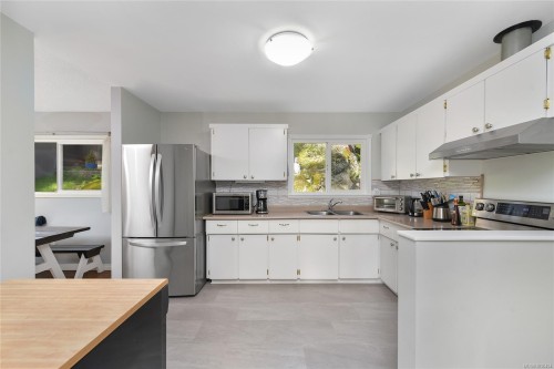 600 Phelps Ave, Langford, BC 
