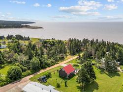 94 Sandy Cove Road Canoe Cove, PE C0A 1H7