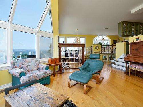 2641 West Bay Road, Dundee, NS 