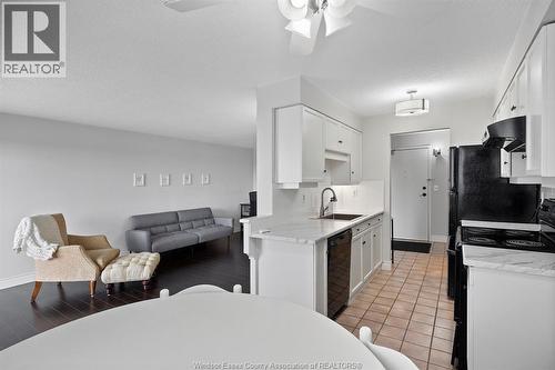 150 Park Unit# 613, Windsor, ON - Indoor Photo Showing Kitchen